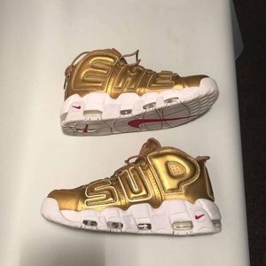 Nike Supreme Uptempo